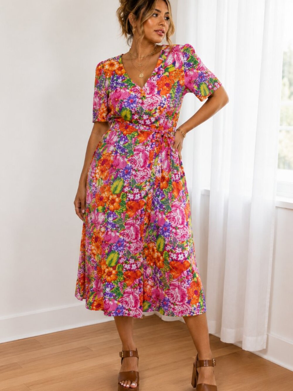 Vintage CLASSICS by Leslie Pay Bright Floral Button Front Midi Dress – Size